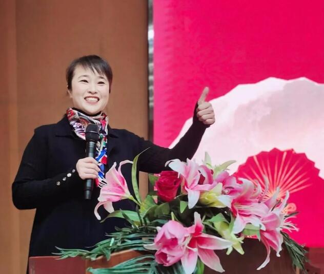 诵优秀文化经典 传中华文明之脉 —安阳市飞翔学校经典诵读会暨元旦联欢活动