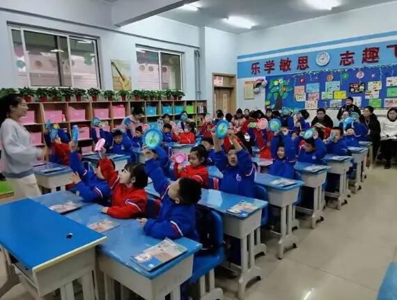 趣味学数学 创意来制作——安阳市飞翔学校小学部数学“零起点”教学活动纪实